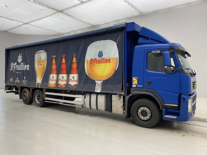 Volvo FM 300 - 6x2 - Kamion sa ceradom: slika 3 Volvo FM 300 - 6x2 - Kamion sa ceradom: slika 3