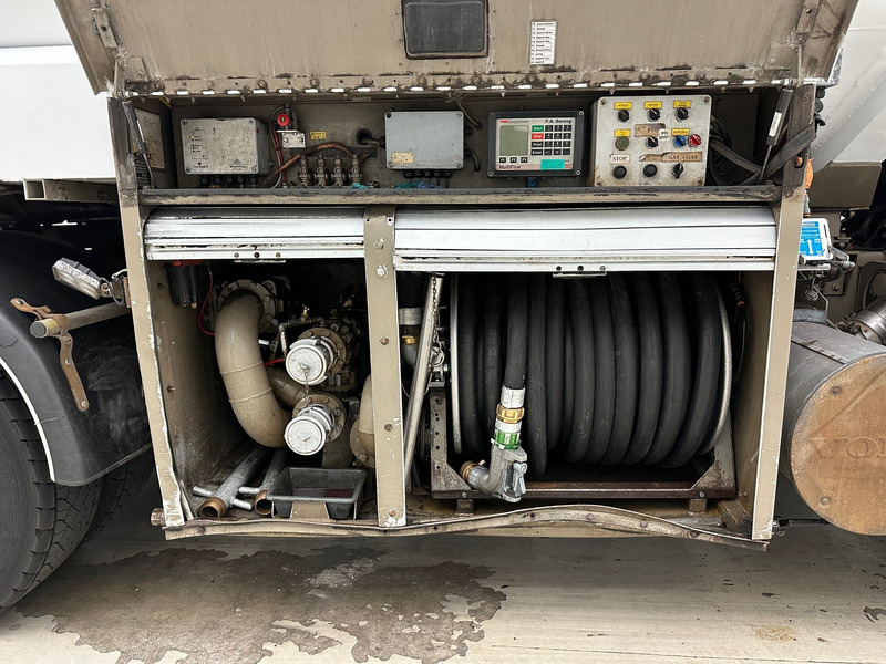 Volvo FM9.260 - Kamion cisterna: slika 4 Volvo FM9.260 - Kamion cisterna: slika 4