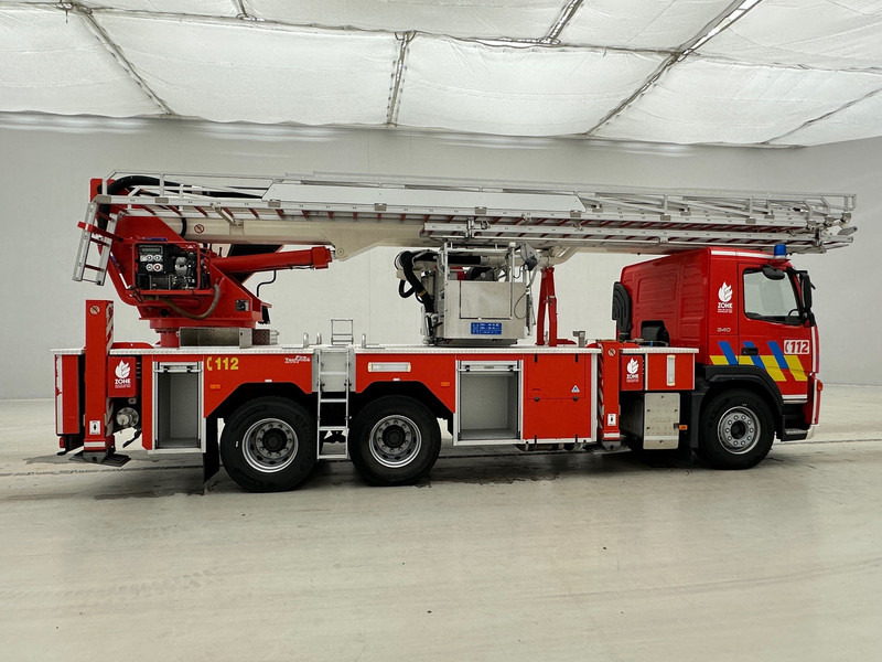 Volvo MAGIRUS ALP330 - FM 340 - 6x4 - Vatrogasni kamion: slika 4 Volvo MAGIRUS ALP330 - FM 340 - 6x4 - Vatrogasni kamion: slika 4