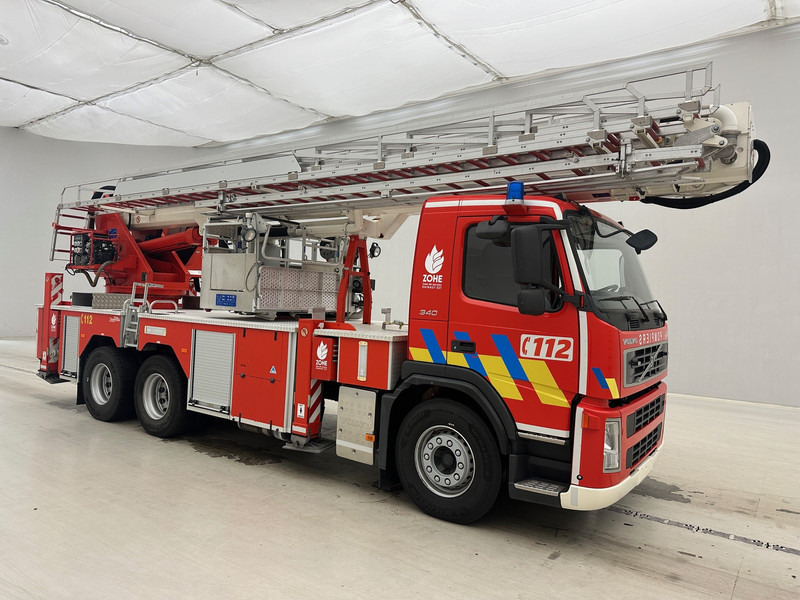 Volvo MAGIRUS ALP330 - FM 340 - 6x4 - Vatrogasni kamion: slika 3 Volvo MAGIRUS ALP330 - FM 340 - 6x4 - Vatrogasni kamion: slika 3