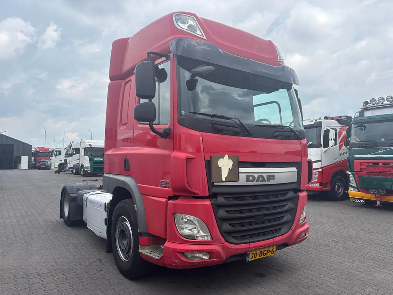 DAF CF 460 Spacecab Euro 6 - Tegljač: slika 2 DAF CF 460 Spacecab Euro 6 - Tegljač: slika 2