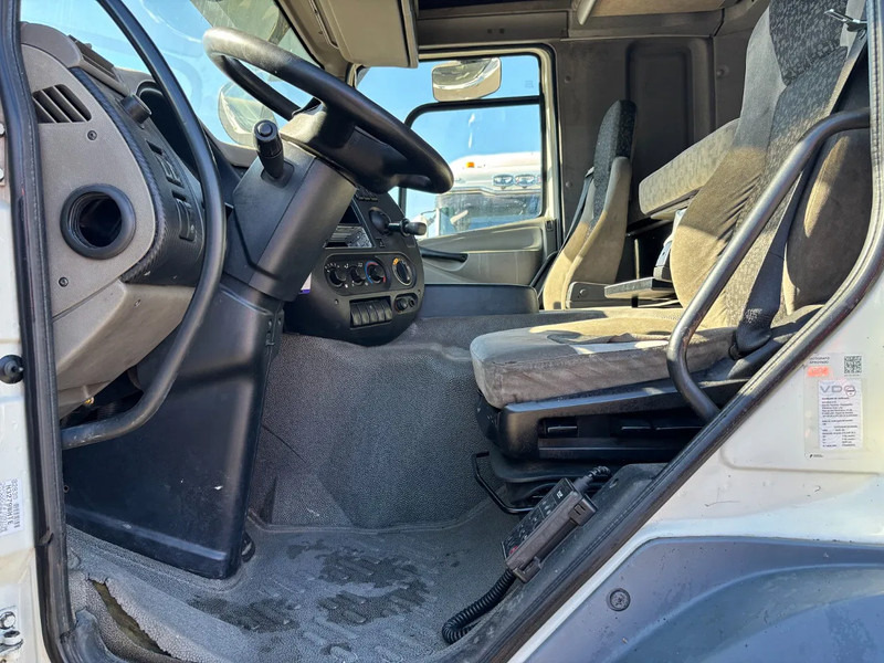DAF CF 85.410 Spacecab Retarder Euro 5 - Tegljač: slika 5 DAF CF 85.410 Spacecab Retarder Euro 5 - Tegljač: slika 5