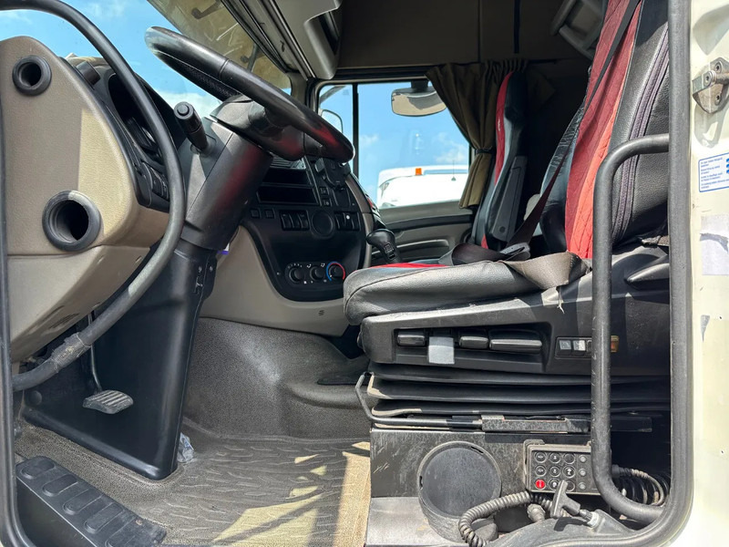 DAF XF 105.460 6X2 Spacecab Manual Gearbox Euro 5 - Tegljač: slika 5 DAF XF 105.460 6X2 Spacecab Manual Gearbox Euro 5 - Tegljač: slika 5