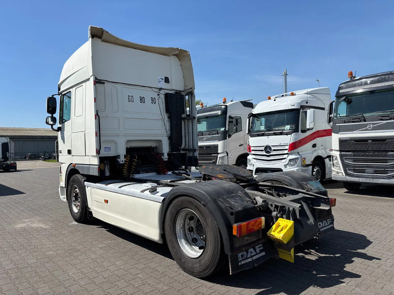 DAF XF 105.510 Super spacecab Euro 5 Retarder - Tegljač: slika 3 DAF XF 105.510 Super spacecab Euro 5 Retarder - Tegljač: slika 3