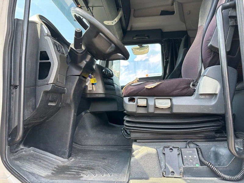 MAN TGX 18.480 Retarder Euro 5 EEV (Chassis EM630757) - Tegljač: slika 5 MAN TGX 18.480 Retarder Euro 5 EEV (Chassis EM630757) - Tegljač: slika 5