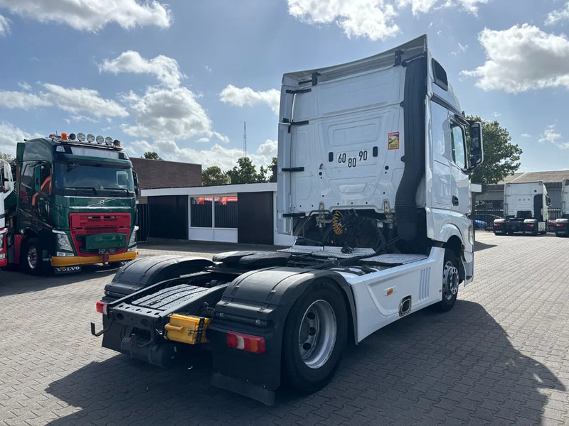 Mercedes-Benz Actros 1845 Big space Retarder Euro 6 - Tegljač: slika 4 Mercedes-Benz Actros 1845 Big space Retarder Euro 6 - Tegljač: slika 4