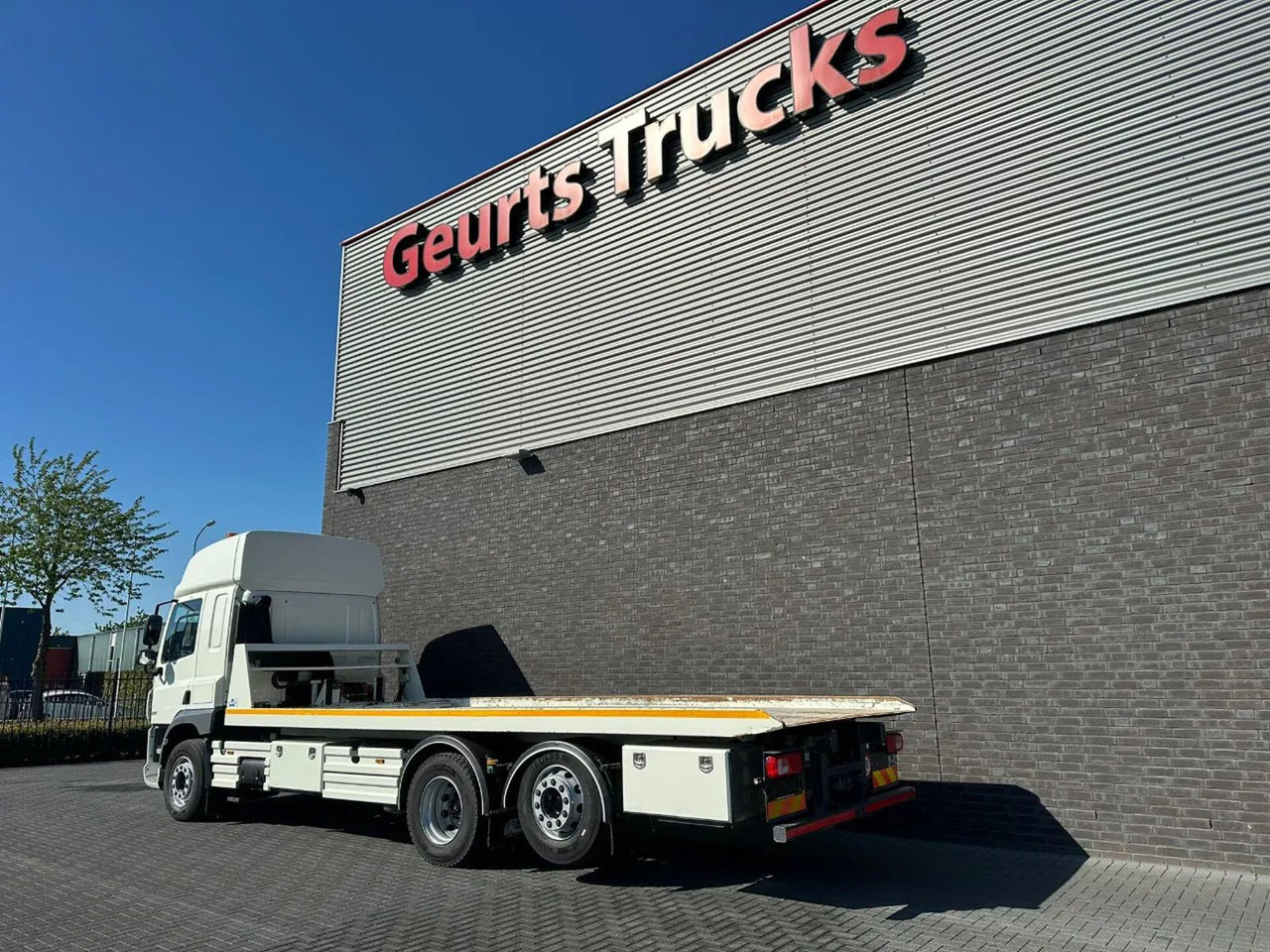 DAF CF 410 6X2 M4SN3 OPRIJWAGEN / MACHINE TRANSPORTE - Kamion za prevoz automobila: slika 3 DAF CF 410 6X2 M4SN3 OPRIJWAGEN / MACHINE TRANSPORTE - Kamion za prevoz automobila: slika 3