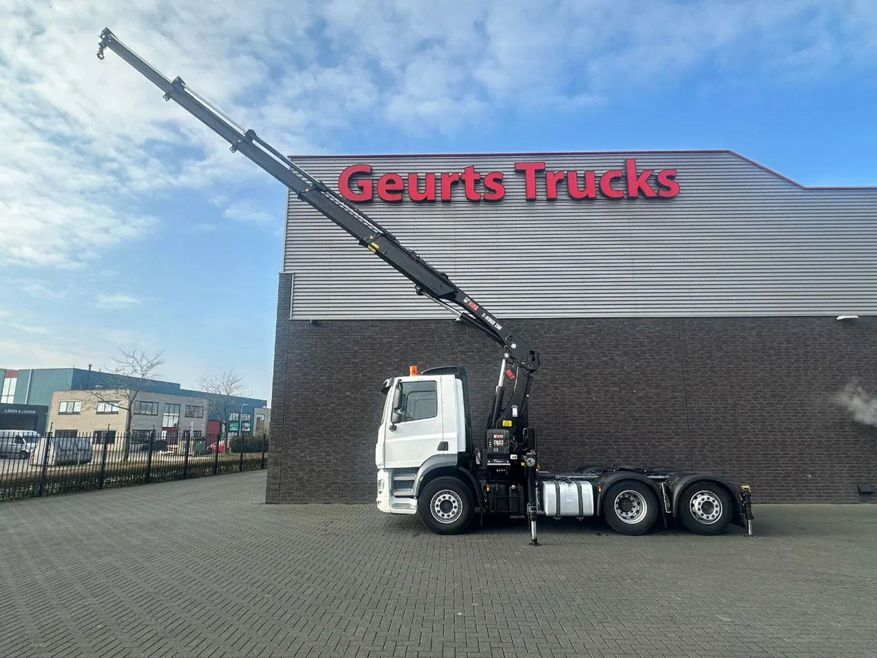 DAF CF 480 6X2 HIAB X-HIDUO 298 EP-4 KRAAN/KRAN/CRAN - Kamion sa dizalicom: slika 2 DAF CF 480 6X2 HIAB X-HIDUO 298 EP-4 KRAAN/KRAN/CRAN - Kamion sa dizalicom: slika 2
