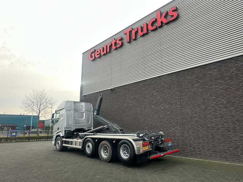 DAF XF 530 8X2 TRIPLE VDL S-30-6700 HAAKARMSYSTEEM/ABROLLKIPPER/HOOKLIFT/NIEUW/NEW - Kamion sa hidrauličnom kukom: slika 3 DAF XF 530 8X2 TRIPLE VDL S-30-6700 HAAKARMSYSTEEM/ABROLLKIPPER/HOOKLIFT/NIEUW/NEW - Kamion sa hidrauličnom kukom: slika 3