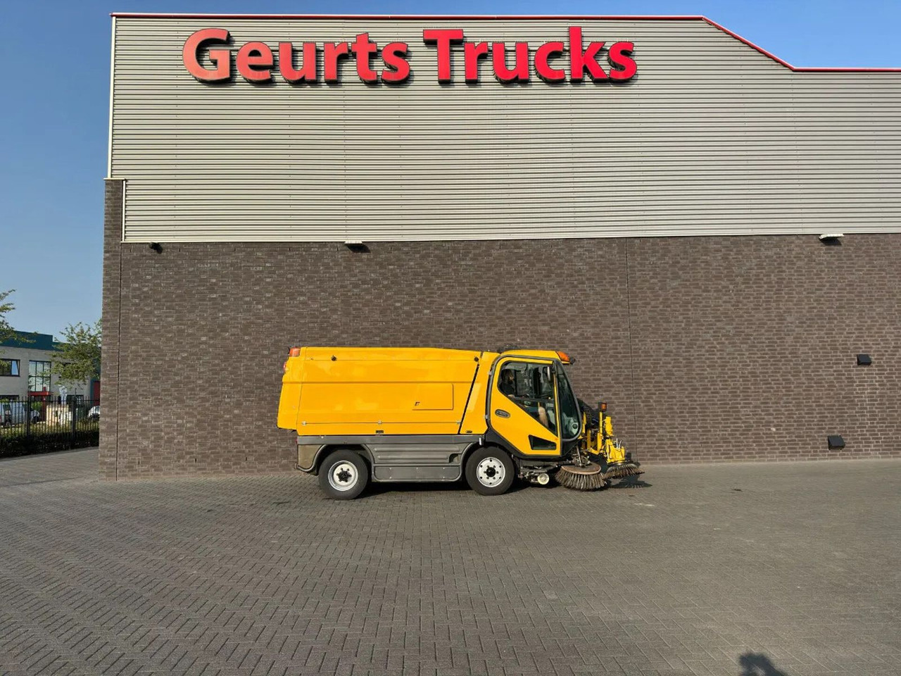 Johnston CX400 SWEEPING TRUCK/ KEHRMASCHINE/VEEG - Autočistilica: slika 5 Johnston CX400 SWEEPING TRUCK/ KEHRMASCHINE/VEEG - Autočistilica: slika 5