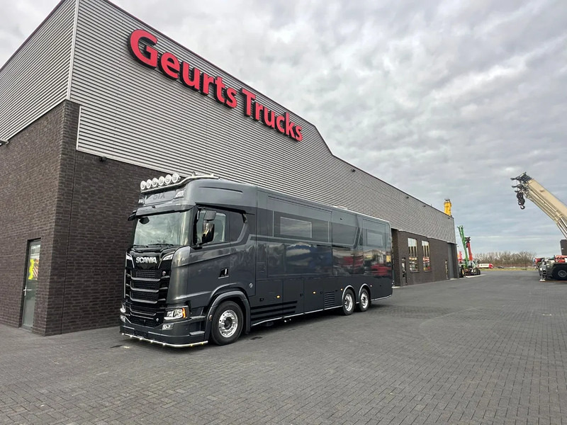 Scania 590S 6x2*4 STX 3x pop out - V8 - Demo/New - Full spec - - Kamper: slika 3 Scania 590S 6x2*4 STX 3x pop out - V8 - Demo/New - Full spec - - Kamper: slika 3