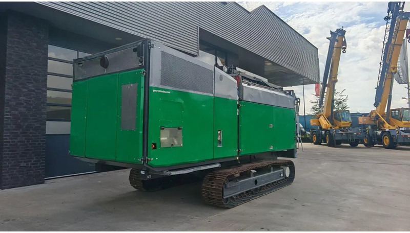 Komptech CRAMBO 6000 MOBILE SLOW-SPEED SHREDDER - Strugač za drvo: slika 2 Komptech CRAMBO 6000 MOBILE SLOW-SPEED SHREDDER - Strugač za drvo: slika 2