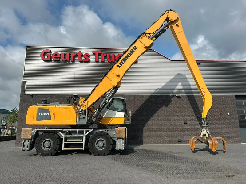 Liebherr LH 60 M LITRONIC INDUSTRY MATERIAL HANDLER/ UMSCHLAGBAGGER/ OVERSLAGKRAAN - Bager za obradu otpada/ Industrije: slika 4 Liebherr LH 60 M LITRONIC INDUSTRY MATERIAL HANDLER/ UMSCHLAGBAGGER/ OVERSLAGKRAAN - Bager za obradu otpada/ Industrije: slika 4