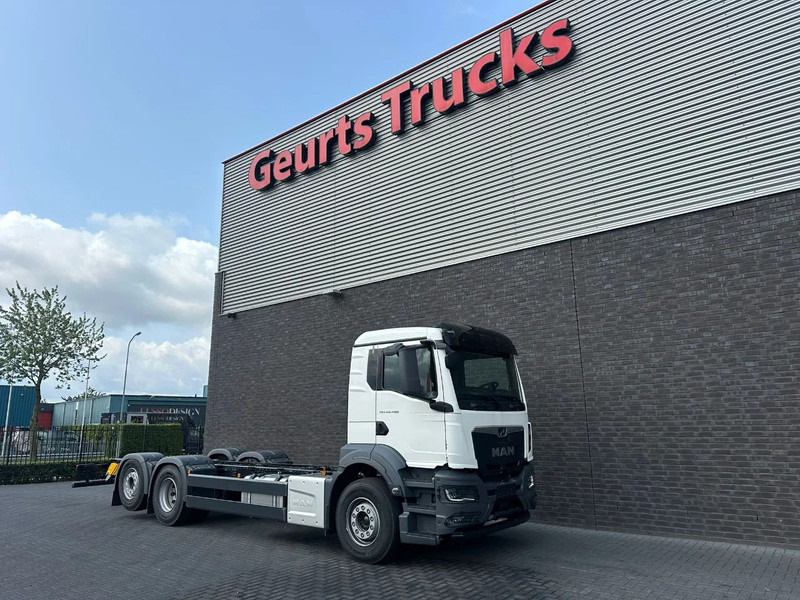 MAN TGS 26.480 6X2-4 BL CHASSIS CABINE (NIEUW) - Kamion sa golom šasijom i zatvorenom kabinom: slika 5 MAN TGS 26.480 6X2-4 BL CHASSIS CABINE (NIEUW) - Kamion sa golom šasijom i zatvorenom kabinom: slika 5