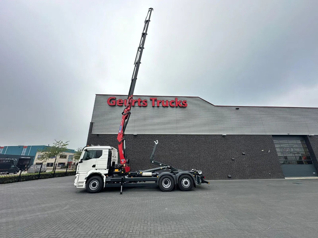 MAN TGS 26.520 6X4H-4 BL NEW MODEL + MEILLER HAAKARM - Kamion sa hidrauličnom kukom, Kamion sa dizalicom: slika 3 MAN TGS 26.520 6X4H-4 BL NEW MODEL + MEILLER HAAKARM - Kamion sa hidrauličnom kukom, Kamion sa dizalicom: slika 3