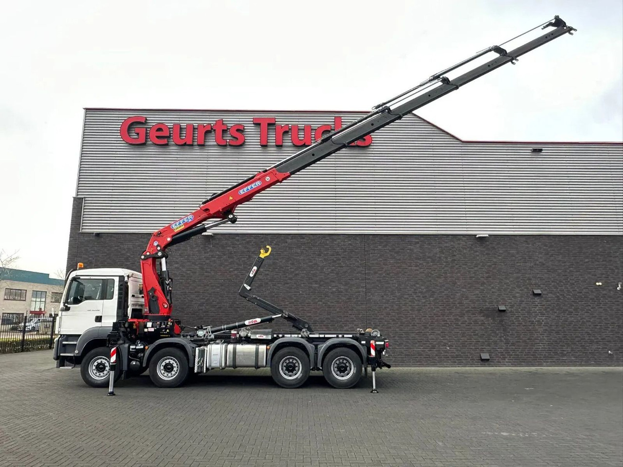MAN TGS 35.460 8X4 BL+ HYVA 18.55.S HAAKARMSYSTEEM E - Kamion sa hidrauličnom kukom, Kamion sa dizalicom: slika 4 MAN TGS 35.460 8X4 BL+ HYVA 18.55.S HAAKARMSYSTEEM E - Kamion sa hidrauličnom kukom, Kamion sa dizalicom: slika 4