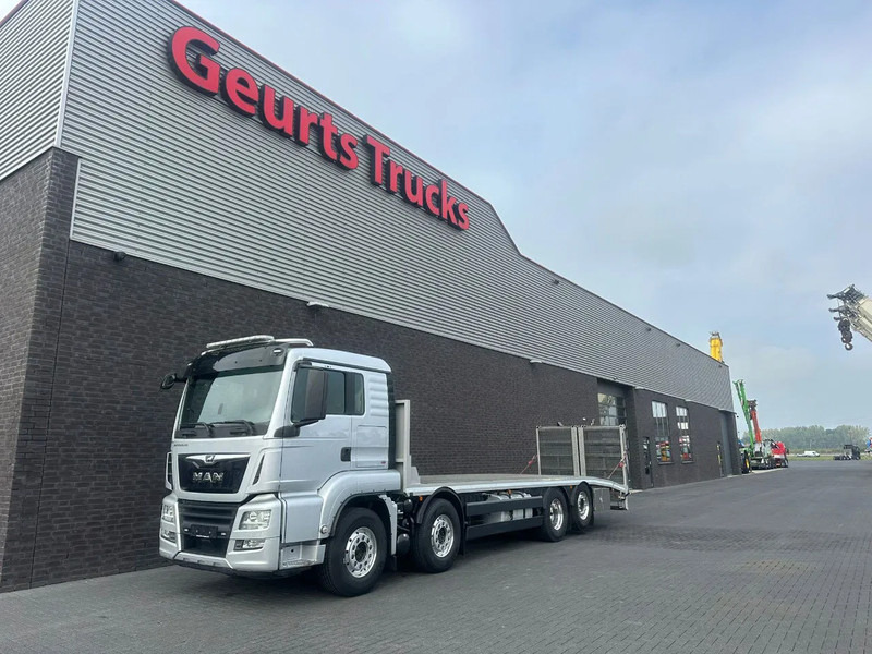 MAN TGS 35.470 8X2 OPRIJWAGEN/MACHINE TRANSPORTER/PLATEAU/N - Kamion za prevoz automobila: slika 2 MAN TGS 35.470 8X2 OPRIJWAGEN/MACHINE TRANSPORTER/PLATEAU/N - Kamion za prevoz automobila: slika 2