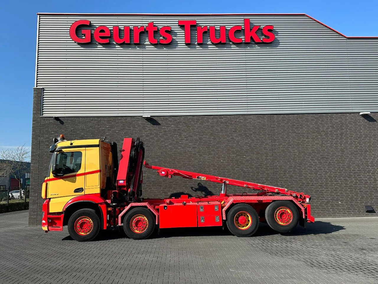 Mercedes-Benz Arocs 3253 L ENA 8X2/4 HMF2820 KRAAN / KRAN/ CRA - Kamion sa hidrauličnom kukom, Kamion sa dizalicom: slika 1 Mercedes-Benz Arocs 3253 L ENA 8X2/4 HMF2820 KRAAN / KRAN/ CRA - Kamion sa hidrauličnom kukom, Kamion sa dizalicom: slika 1