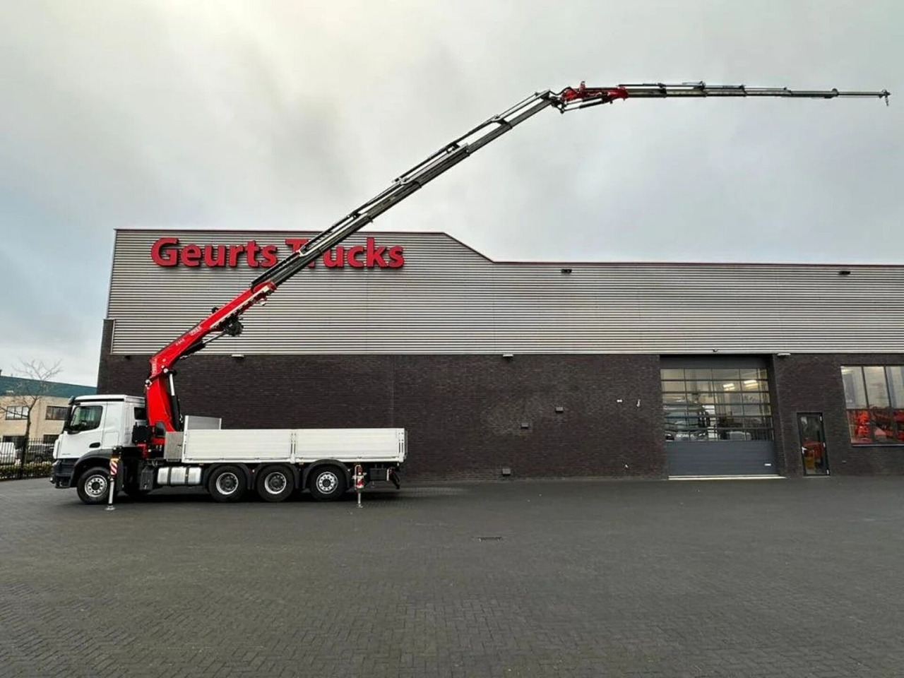 Mercedes-Benz Arocs 3646 L 8X4 + FASSI F545RA.2.26 XE-DYNAMIC - Kamion sa dizalicom: slika 1 Mercedes-Benz Arocs 3646 L 8X4 + FASSI F545RA.2.26 XE-DYNAMIC - Kamion sa dizalicom: slika 1