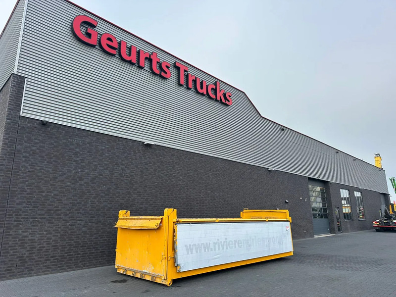 Piet Ruizeveld AFZET CONTAINER KIPPER SYSTEEM HAAK EN KABEL - Brodski kontejner: slika 2 Piet Ruizeveld AFZET CONTAINER KIPPER SYSTEEM HAAK EN KABEL - Brodski kontejner: slika 2