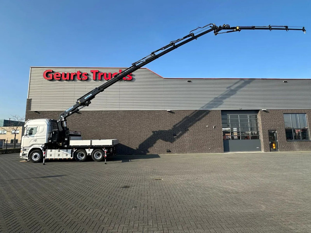 Scania R580 V8 6X4 TREKKER/TRACTOR/SZM MET EFFER 315/6S - Kamion sa dizalicom: slika 1 Scania R580 V8 6X4 TREKKER/TRACTOR/SZM MET EFFER 315/6S - Kamion sa dizalicom: slika 1