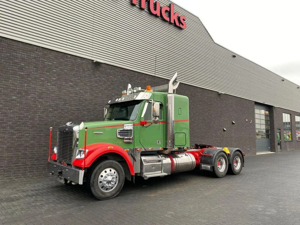 Freightliner CORONADA 6X4 EURO 6 TREKKER/TRACTOR/SATTELZUGMAS - Tegljač: slika 2 Freightliner CORONADA 6X4 EURO 6 TREKKER/TRACTOR/SATTELZUGMAS - Tegljač: slika 2