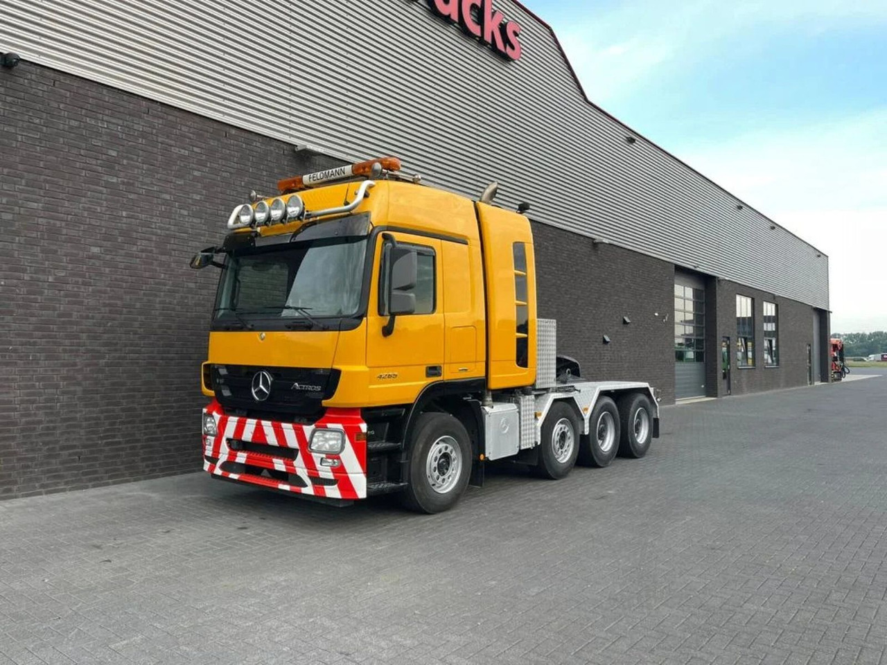 Mercedes-Benz Actros 4165 V8 8X4 SLT TITAN HEAVY DUTY TRACTOR/ - Tegljač: slika 2 Mercedes-Benz Actros 4165 V8 8X4 SLT TITAN HEAVY DUTY TRACTOR/ - Tegljač: slika 2