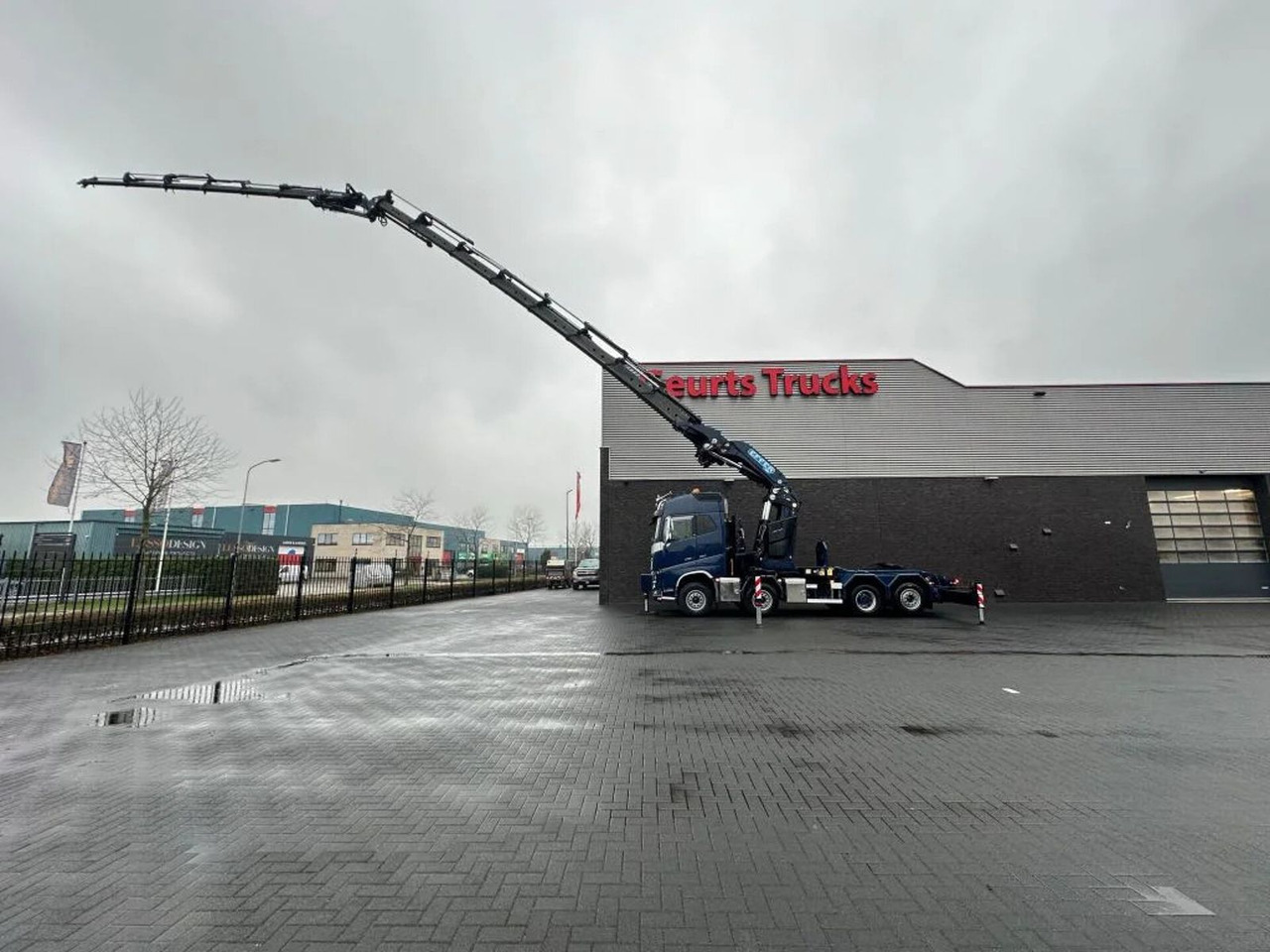 Volvo FH 16.650 8X2 + EFFER 1855/8S + JIB 6S HEAVY DUT - Tegljač: slika 5 Volvo FH 16.650 8X2 + EFFER 1855/8S + JIB 6S HEAVY DUT - Tegljač: slika 5