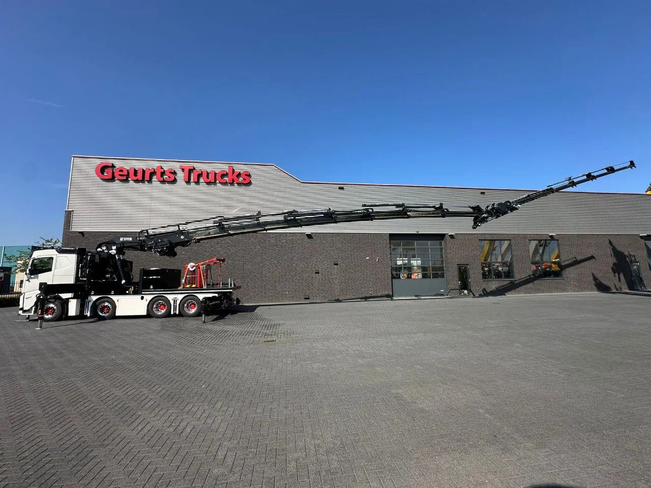 Volvo FH 540 8X4F R TREKKER / BAKWAGEN MET EFFER 1405/ - Tegljač: slika 4 Volvo FH 540 8X4F R TREKKER / BAKWAGEN MET EFFER 1405/ - Tegljač: slika 4