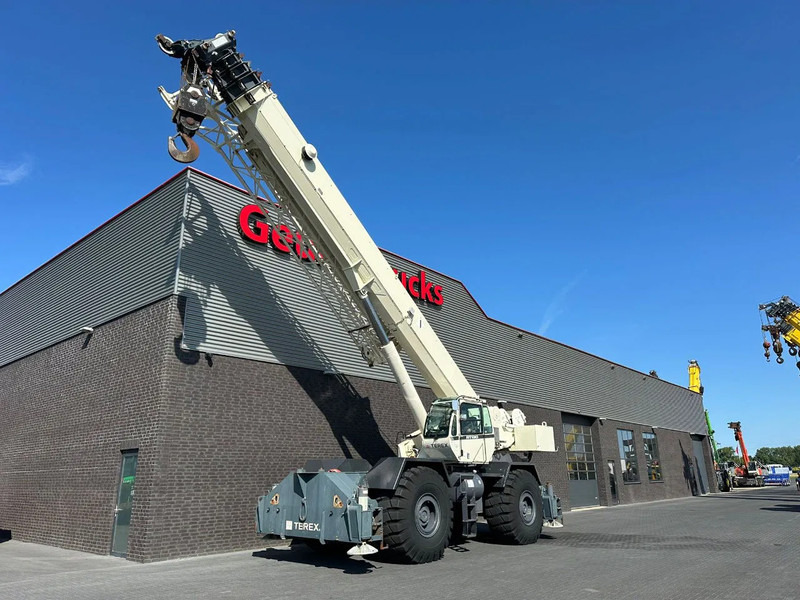 Terex RT130 ROUGH TERRAIN CRANE + JIB - Autokran za teške terene: slika 2 Terex RT130 ROUGH TERRAIN CRANE + JIB - Autokran za teške terene: slika 2