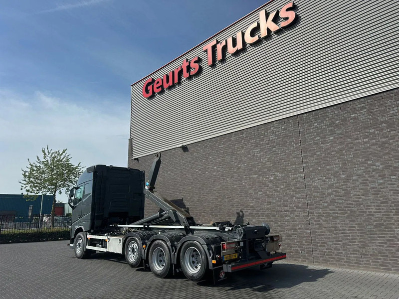 Volvo FH 540 8X2 TRIPLE VDL S30-6700 HAAKARMSYSTEEM / ABROLLKIPPER / HOOKLIFT - Kamion sa hidrauličnom kukom: slika 3 Volvo FH 540 8X2 TRIPLE VDL S30-6700 HAAKARMSYSTEEM / ABROLLKIPPER / HOOKLIFT - Kamion sa hidrauličnom kukom: slika 3