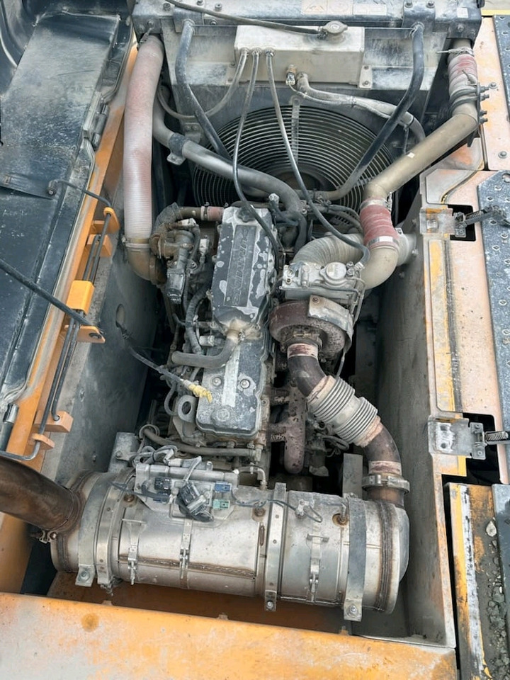 Hyundai R 300 - Bager guseničar: slika 4 Hyundai R 300 - Bager guseničar: slika 4