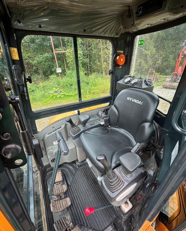 Hyundai R35Z - 9 - Mini bager: slika 4 Hyundai R35Z - 9 - Mini bager: slika 4