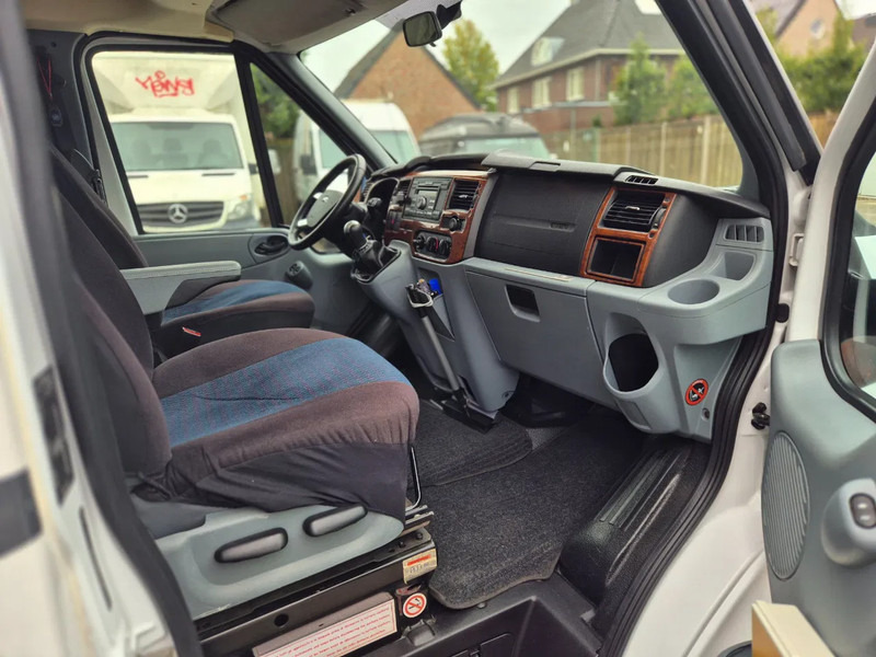 Camper ROLLER TEAM AUTOROLLER 595 P..... trekhaak,eerste eigenaar. - Poluintegrisani kamper: slika 4 Camper ROLLER TEAM AUTOROLLER 595 P..... trekhaak,eerste eigenaar. - Poluintegrisani kamper: slika 4