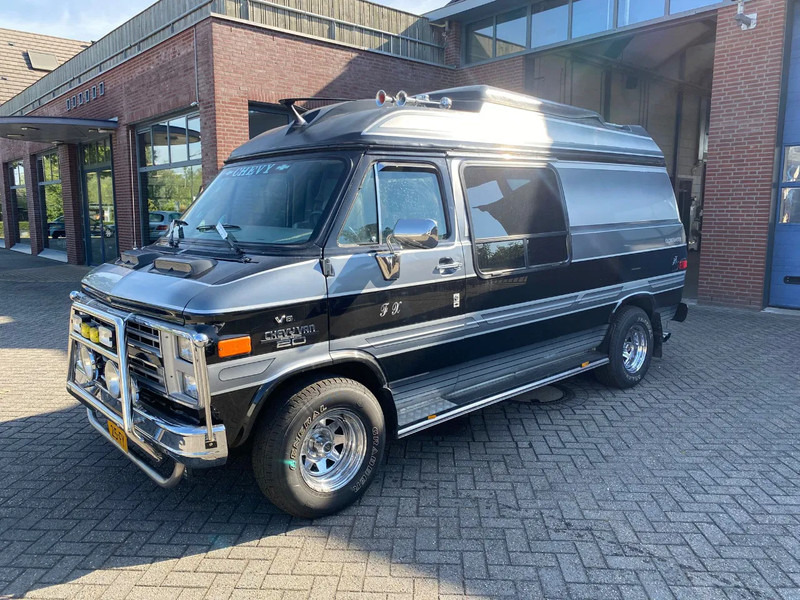 Chevrolet CAMPER CHEVY VAN 20D GLOBEMASTER. V8 Diesel autom. - Kamp kombi: slika 1 Chevrolet CAMPER CHEVY VAN 20D GLOBEMASTER. V8 Diesel autom. - Kamp kombi: slika 1