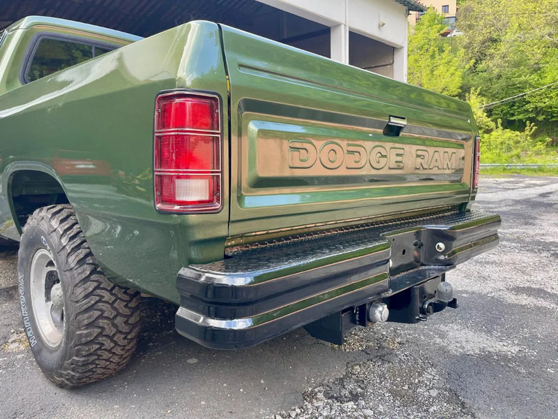 Dodge Ram 150 Custom V8 Benzine - Pikap: slika 4 Dodge Ram 150 Custom V8 Benzine - Pikap: slika 4