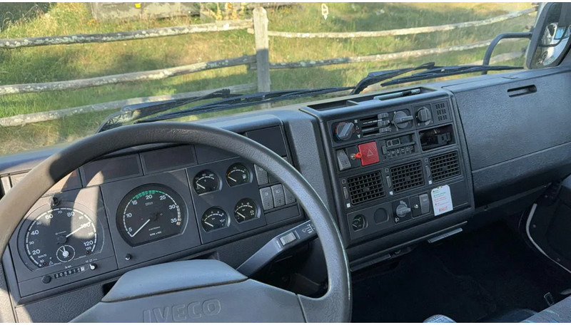 Iveco Eurocargo 60 E 15 manual gearbox - Kamion za prevoz automobila: slika 5 Iveco Eurocargo 60 E 15 manual gearbox - Kamion za prevoz automobila: slika 5