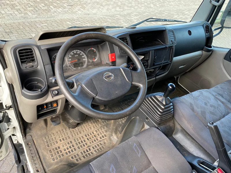 Nissan Cabstar .laadklep TL3513. - Dostavno vozilo sa zatvorenim sandukom: slika 5 Nissan Cabstar .laadklep TL3513. - Dostavno vozilo sa zatvorenim sandukom: slika 5