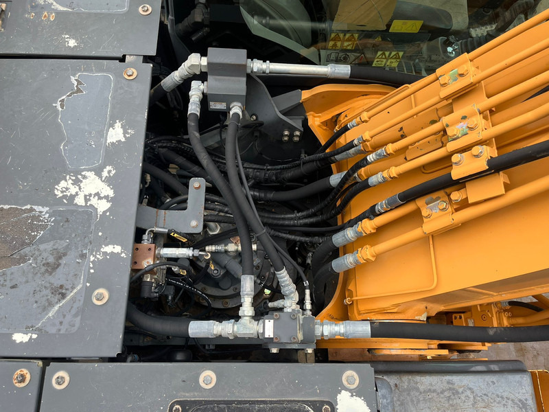 Bager guseničar Case CX250C: slika 20 Bager guseničar Case CX250C: slika 20