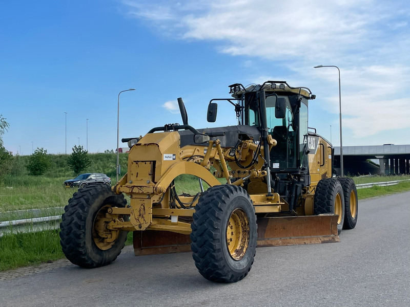 Caterpillar 12M - Grejder: slika 2 Caterpillar 12M - Grejder: slika 2