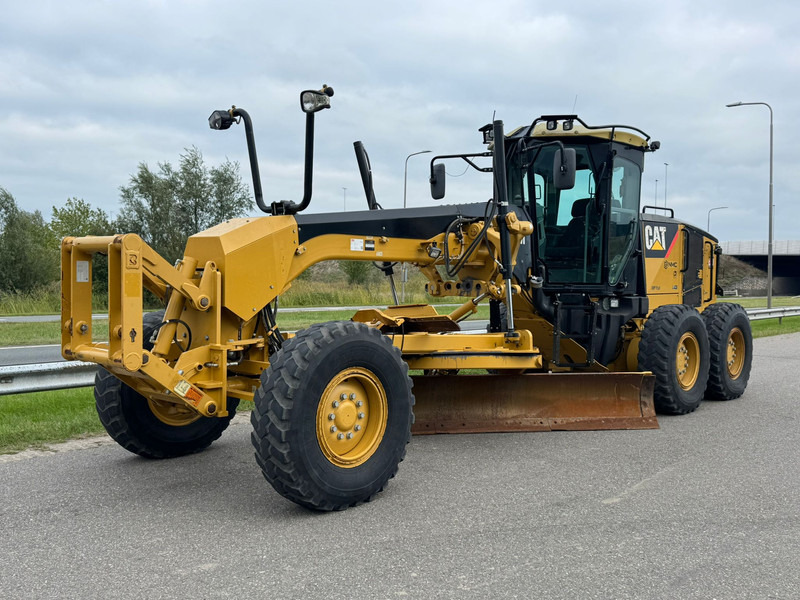 Caterpillar 140M - Grejder: slika 2 Caterpillar 140M - Grejder: slika 2