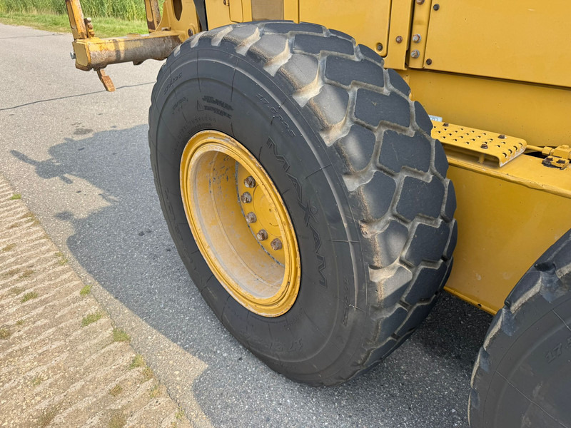 Grejder Caterpillar 140M3: slika 18