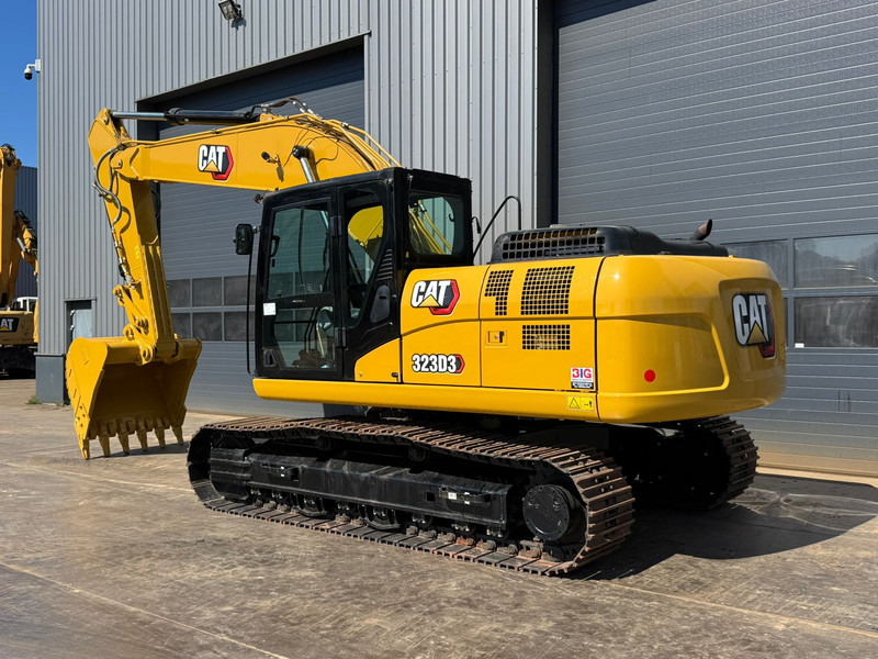 Caterpillar 323D3 - Bager guseničar: slika 2 Caterpillar 323D3 - Bager guseničar: slika 2