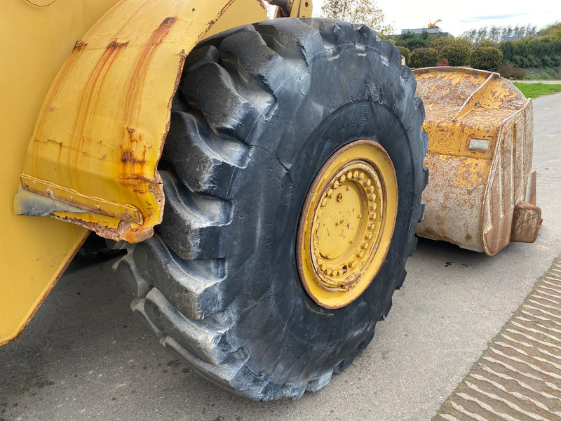 Utovarivač točkaš Caterpillar 980H: slika 10