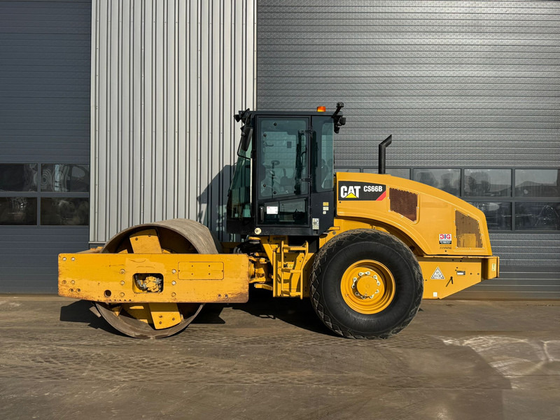Caterpillar CS66B - Valjak: slika 1 Caterpillar CS66B - Valjak: slika 1
