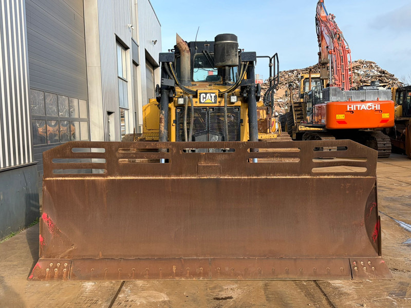 Buldožer Caterpillar D6T LGP: slika 8