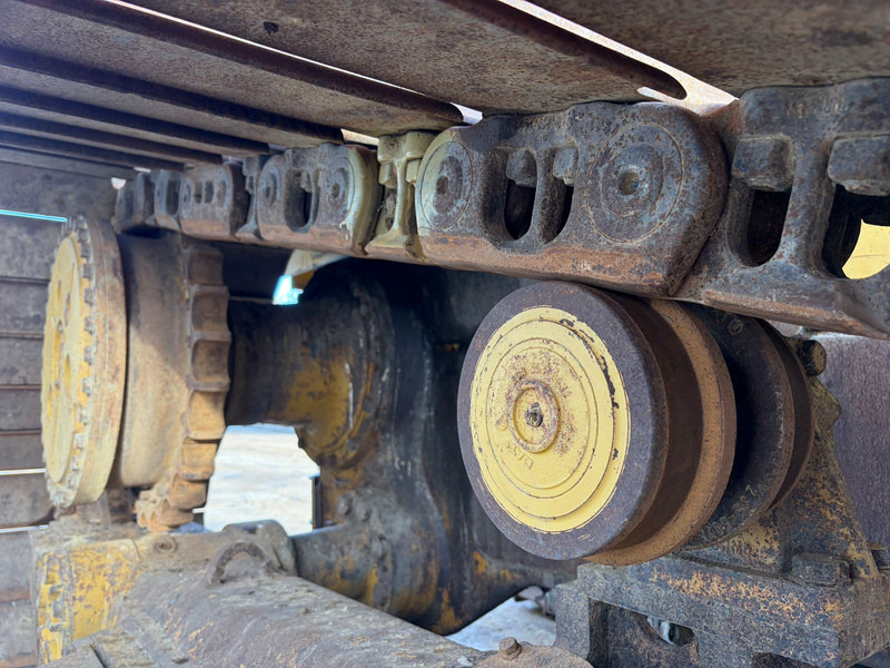 Buldožer Caterpillar D6T LGP: slika 16