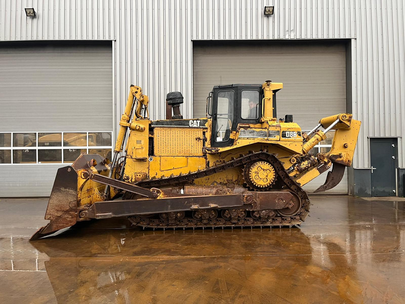 Caterpillar D8R - Ripper / Canopy - Buldožer: slika 1 Caterpillar D8R - Ripper / Canopy - Buldožer: slika 1