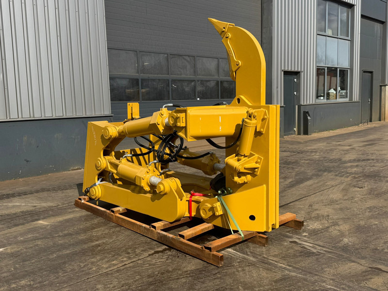 Caterpillar D8T D8R D8N Single Shank Ripper (forged shanks) - Zabijač: slika 1 Caterpillar D8T D8R D8N Single Shank Ripper (forged shanks) - Zabijač: slika 1
