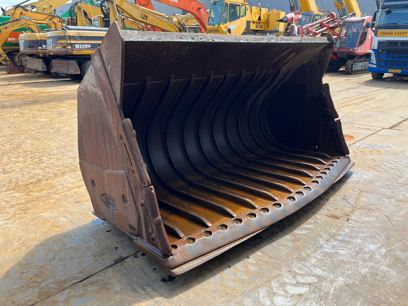 Doosan Bucket DL420-3 4500 l - Kašika: slika 4 Doosan Bucket DL420-3 4500 l - Kašika: slika 4